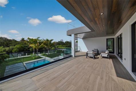 119 N Gordon Road Fort Lauderdale FL 33301
