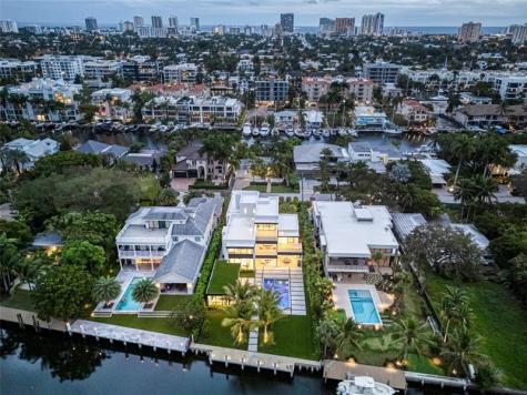 119 N Gordon Road Fort Lauderdale FL 33301