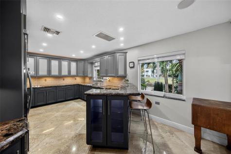 629 Kensington Place Wilton Manors FL 33305