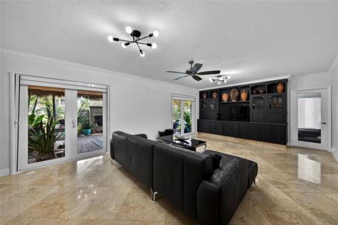 629 Kensington Place Wilton Manors FL 33305