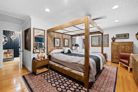 629 Kensington Place Wilton Manors FL 33305