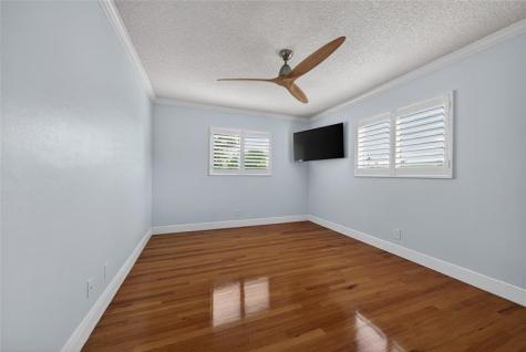 629 Kensington Place Wilton Manors FL 33305