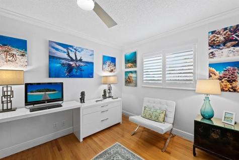629 Kensington Place Wilton Manors FL 33305
