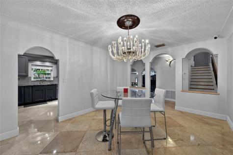 629 Kensington Place Wilton Manors FL 33305