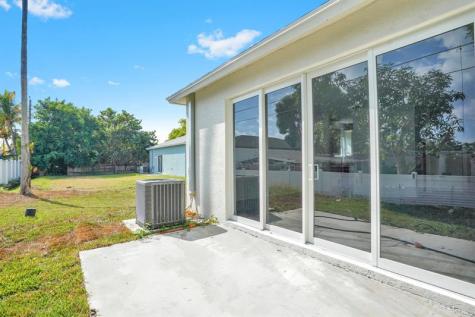7874 Griswold Street Lantana FL 33462