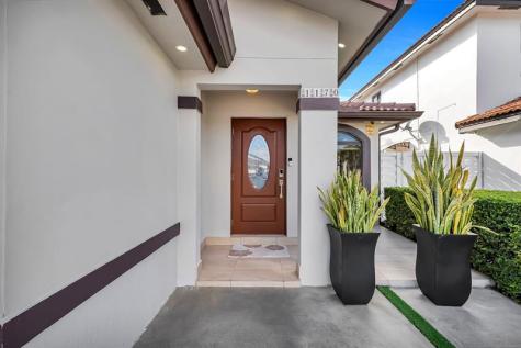 1170 SW 85th Court Miami FL 33144