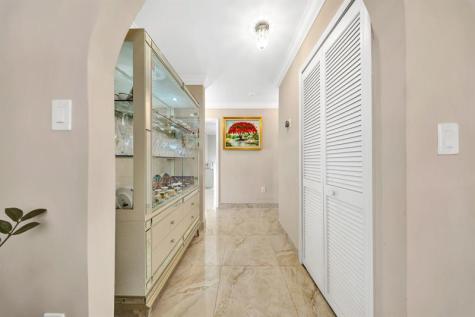 1170 SW 85th Court Miami FL 33144