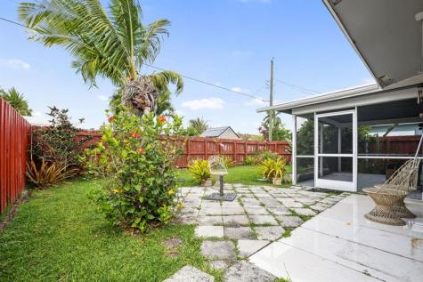 4805 NW 27th Way Tamarac FL 33309