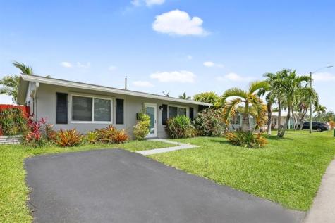 4805 NW 27th Way Tamarac FL 33309