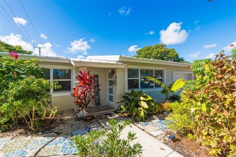 171 SE 6th Avenue Deerfield Beach FL 33441