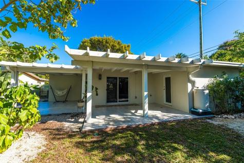 171 SE 6th Avenue Deerfield Beach FL 33441