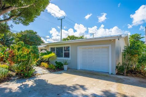 171 SE 6th Avenue Deerfield Beach FL 33441