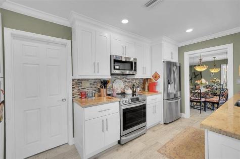 4600 NW 45 Street Tamarac FL 33319