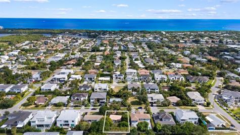 1001 NE 2nd Terrace Boca Raton FL 33432