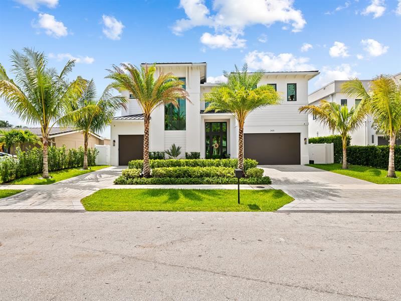 2420 NE 48th Street Lighthouse Point FL 33064