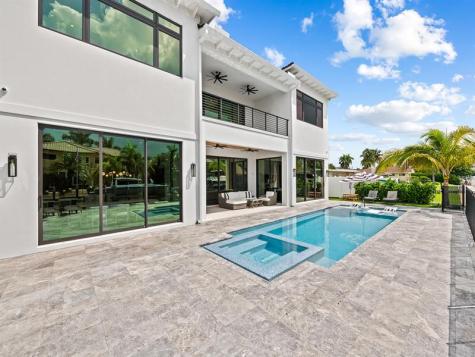 2420 NE 48th Street Lighthouse Point FL 33064