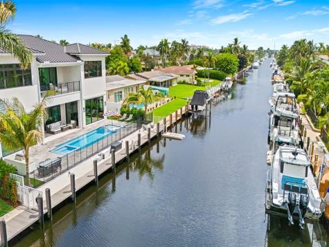 2420 NE 48th Street Lighthouse Point FL 33064