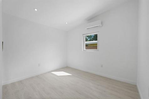 823 SW 27th Street Fort Lauderdale FL 33315