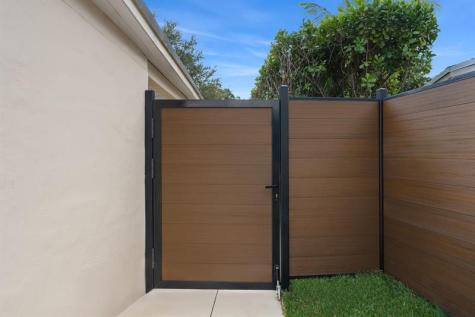 823 SW 27th Street Fort Lauderdale FL 33315