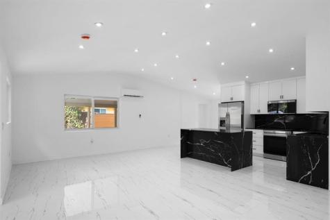 823 SW 27th Street Fort Lauderdale FL 33315