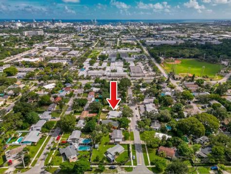 823 SW 27th Street Fort Lauderdale FL 33315