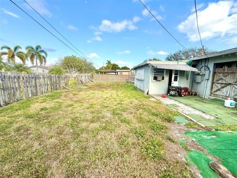 5349 Balsam Terrace Plantation FL 33317