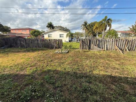 5349 Balsam Terrace Plantation FL 33317