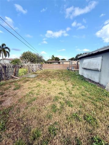 5349 Balsam Terrace Plantation FL 33317