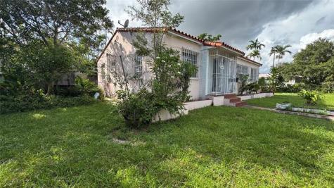 1000 SW 62nd Avenue West Miami FL 33144