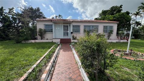 1000 SW 62nd Avenue West Miami FL 33144