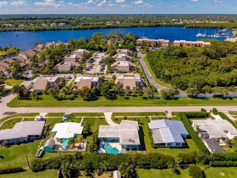 3173 SE Pruitt Road Port St Lucie FL 34952