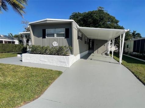 2010 SW 84th Avenue Davie FL 33324