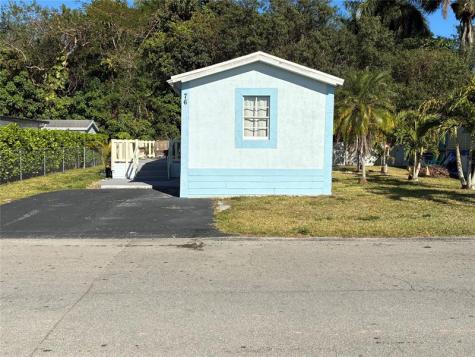 35250 SW 177th Court #76 Homestead FL 33034