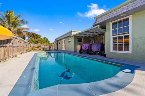 7901 NW 69th Avenue Tamarac FL 33321