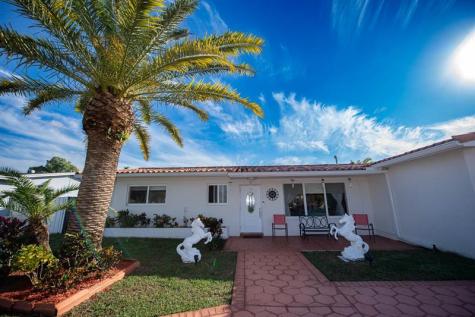 11040 NW 16th Street Pembroke Pines FL 33026