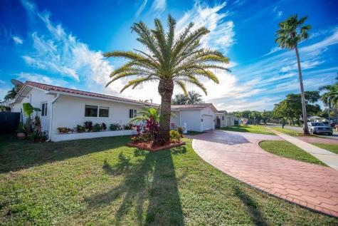 11040 NW 16th Street Pembroke Pines FL 33026