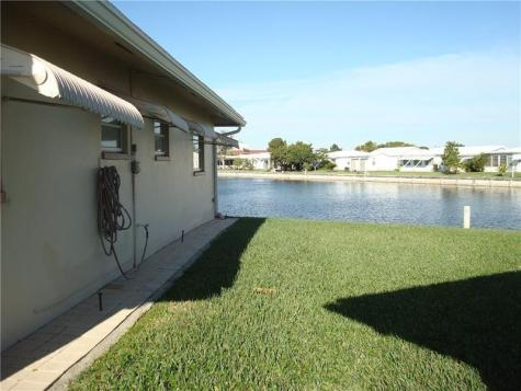 5809 NW 85th Avenue Tamarac FL 33321