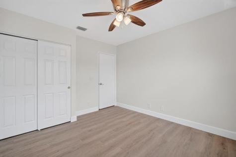 9870 NW 2nd Street Plantation FL 33324