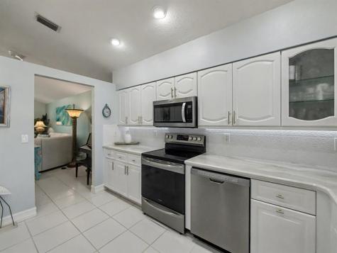 7727 Great Glen Circle Delray Beach FL 33446