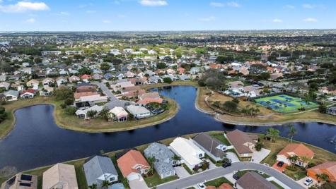 7727 Great Glen Circle Delray Beach FL 33446