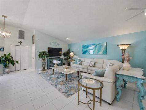 7727 Great Glen Circle Delray Beach FL 33446