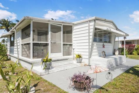 2001 SW 84th Avenue Davie FL 33324