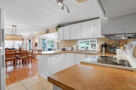 2001 SW 84th Avenue Davie FL 33324