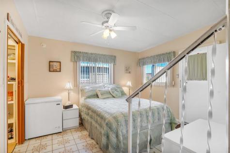 2001 SW 84th Avenue Davie FL 33324