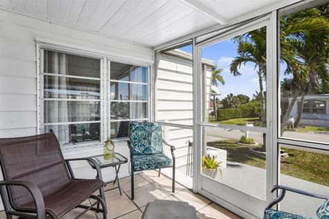 2001 SW 84th Avenue Davie FL 33324