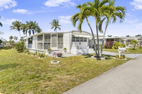 2001 SW 84th Avenue Davie FL 33324