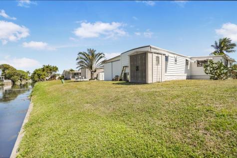 2001 SW 84th Avenue Davie FL 33324