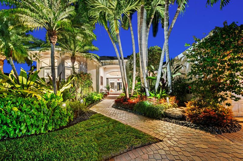 2494 Eagle Watch Lane Weston FL 33327