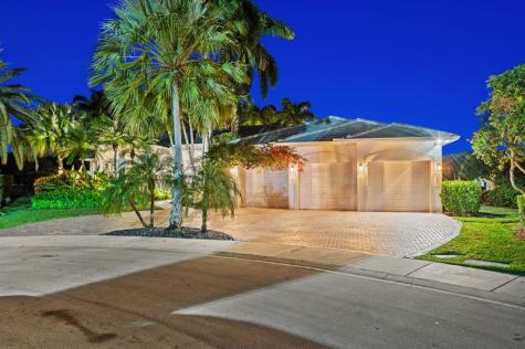 2494 Eagle Watch Lane Weston FL 33327