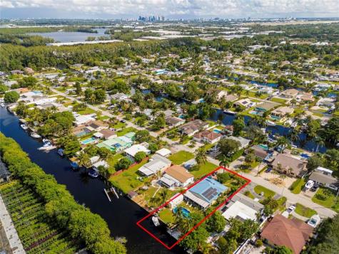 4717 SW 35th Avenue Dania Beach FL 33312